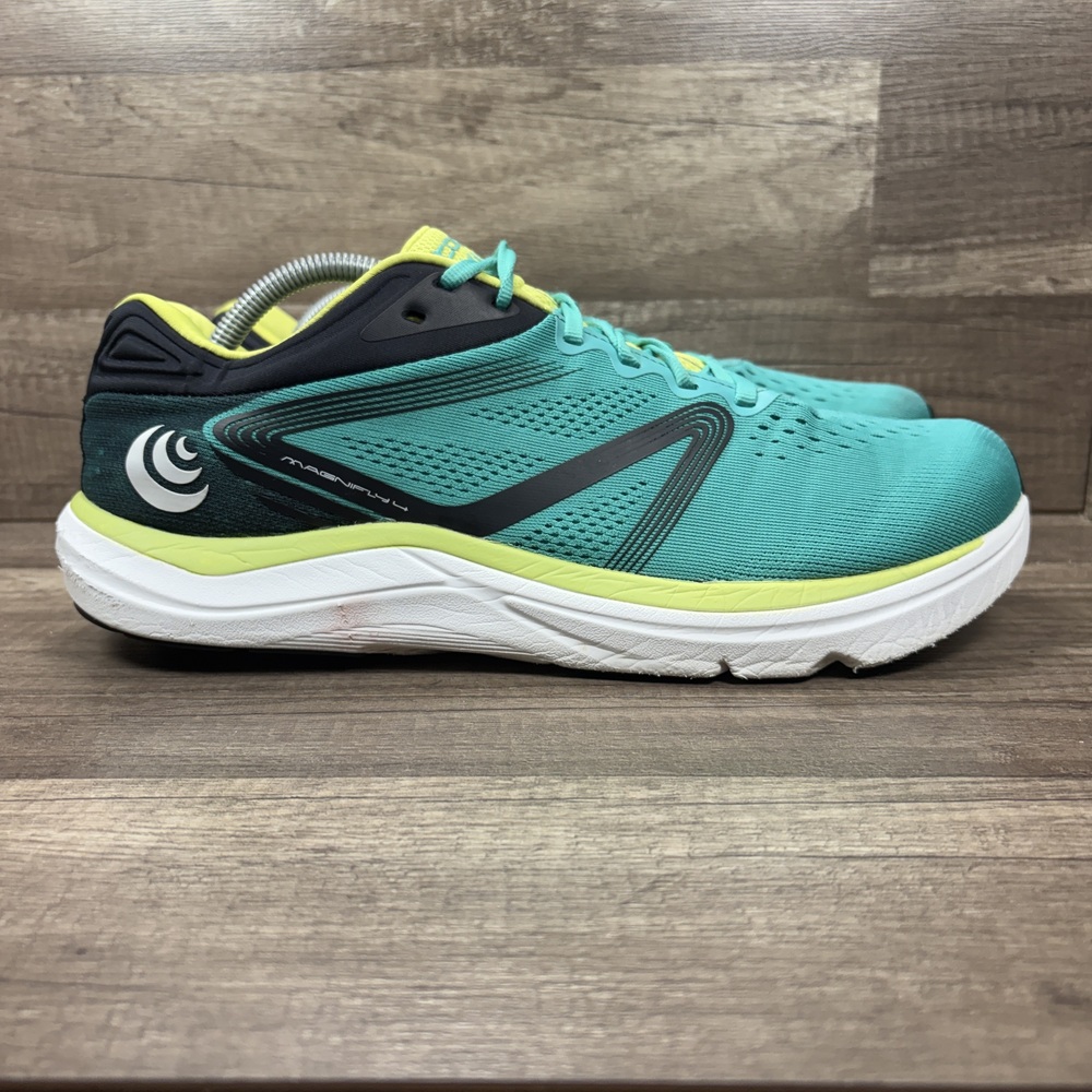 Topo Magnifly 4 Green Womens US Size 11.5 EUR 46 Running Shoes
